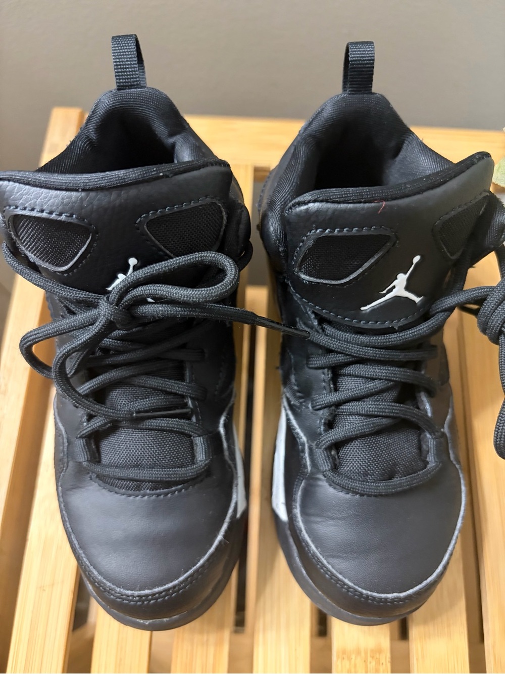 Jordan Flight Club ‘91 with White Speckled Midsole Kids 11c - Picture 4 of 9